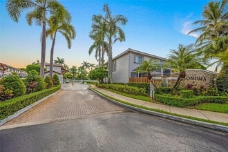 Building Photo - 5625 NW 112th Path
