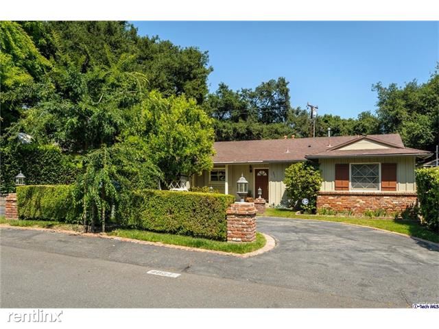 Primary Photo - 4834 Hampton Rd