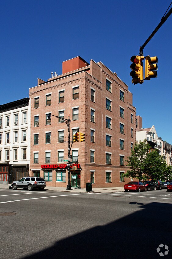 Primary Photo - 306 5th Ave