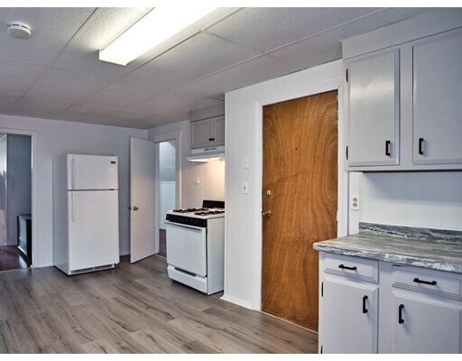 Foto del edificio - 1244 Pleasant St