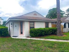 Building Photo - 2819 Stoneway Ln