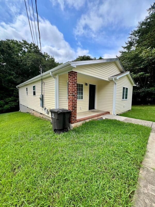 Building Photo - 4138 MacArthur St