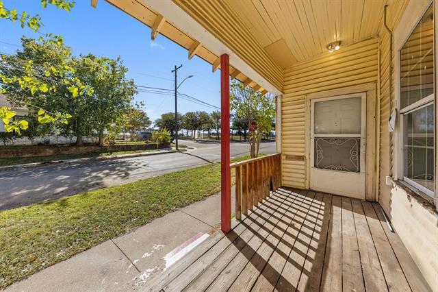 Foto del edificio - 614 NW 22nd St