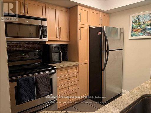 Building Photo - 1001 Bay St.