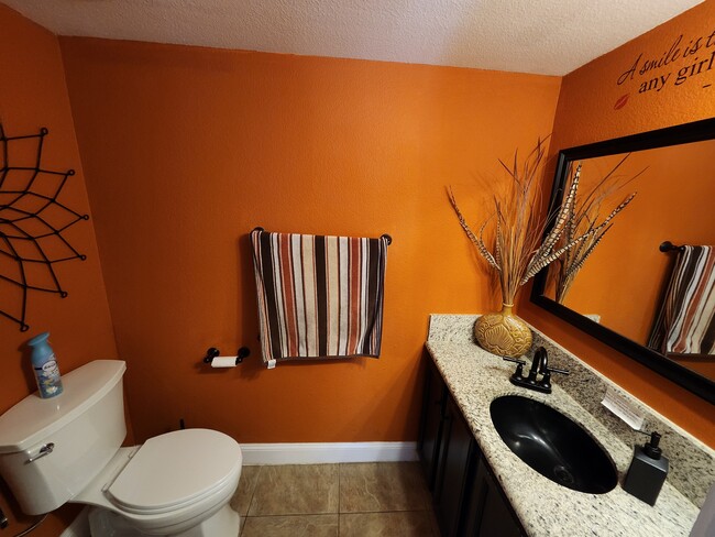 Building Photo - 37729 Rockie Ln
