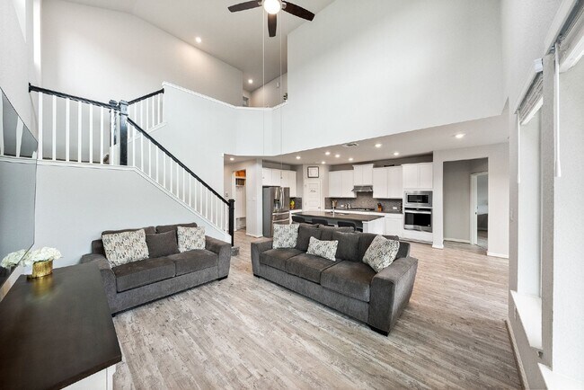 Foto del edificio - Rental Home w/ a POOL!!!