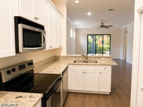 Building Photo - 10116 N Golden Elm Dr