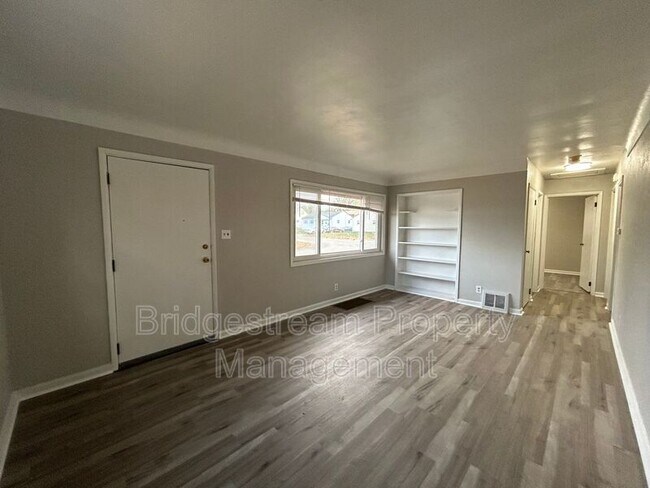 Foto del edificio - 3748 St James Ave