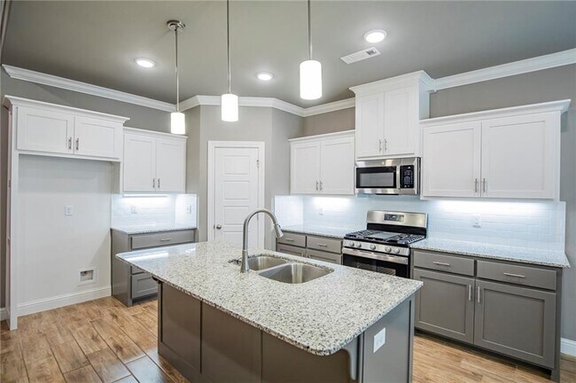 Foto del edificio - 1025 Kimball Ln