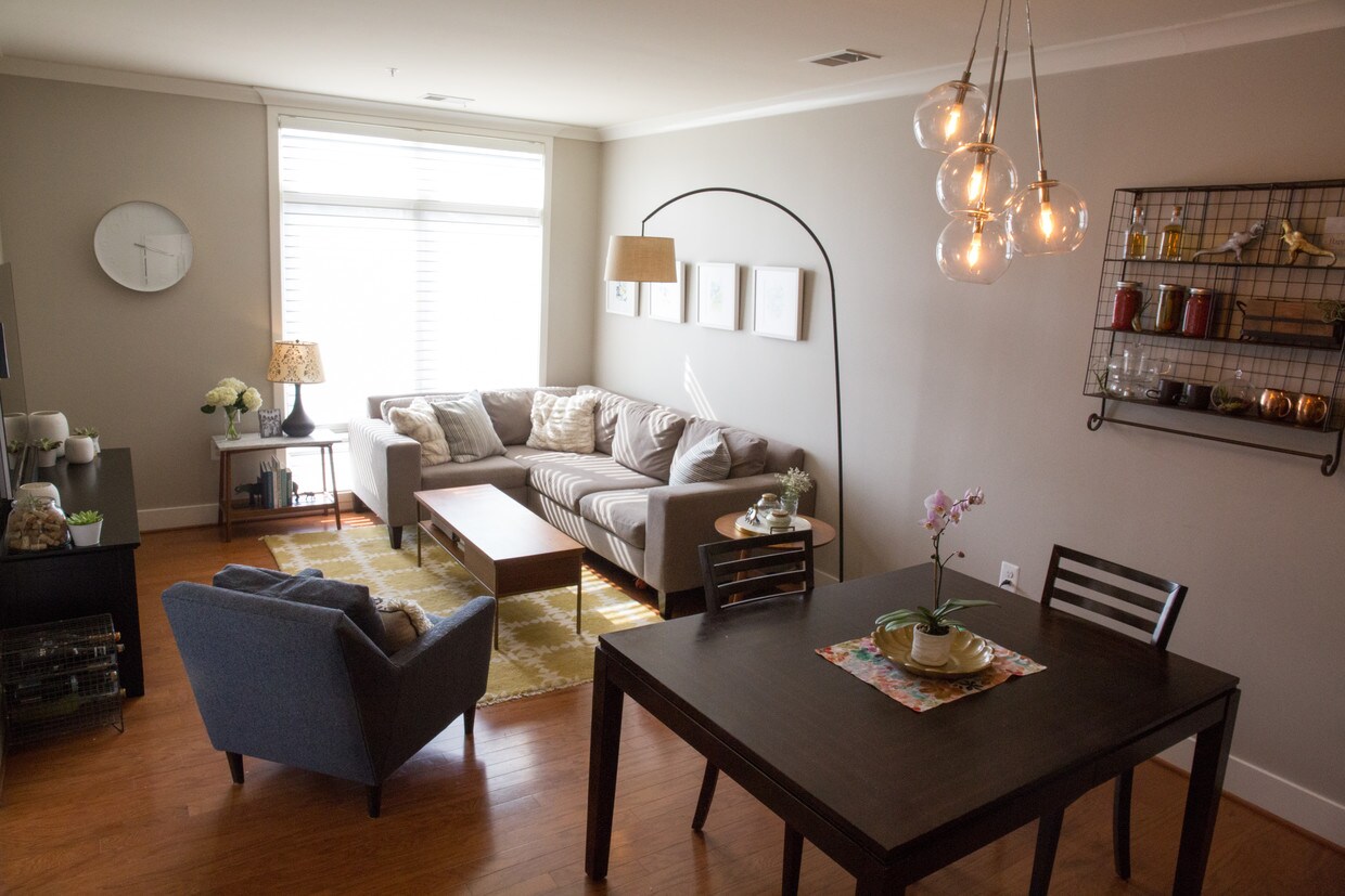 915 N Patrick St, Alexandria, VA 22314 Condo for Rent in Alexandria