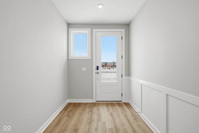 Building Photo - 404 Elite St