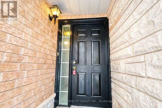 Building Photo - 7 Bison Run Rd