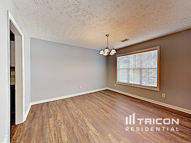 Foto del edificio - 520 Allens Landing Ct