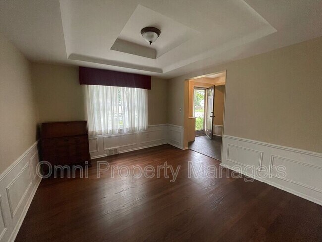 Building Photo - 31245 Bretz Dr