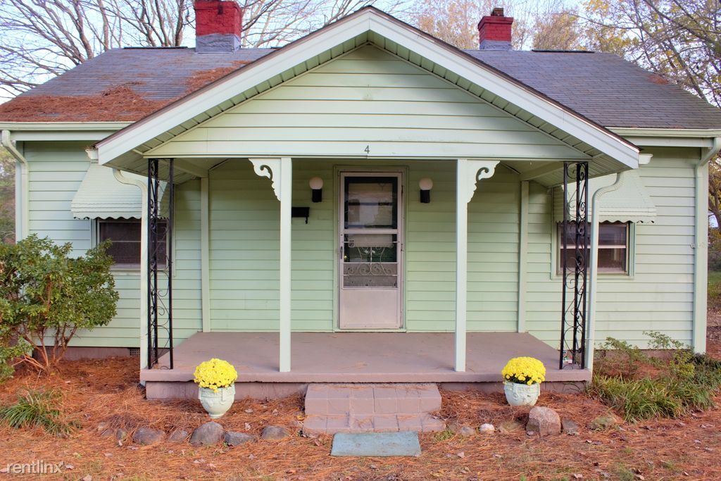 Primary Photo - 4 N 2nd St
