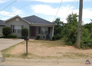 Building Photo - 136 Oscar Ct