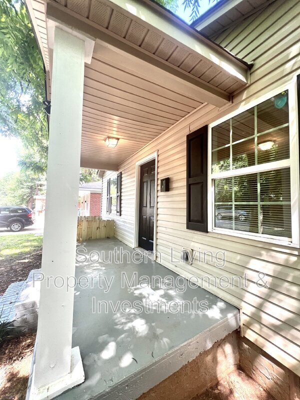 Foto del edificio - 2300 Rachel St
