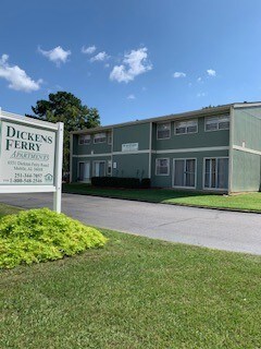 Foto del edificio - Dickens Ferry Apartments