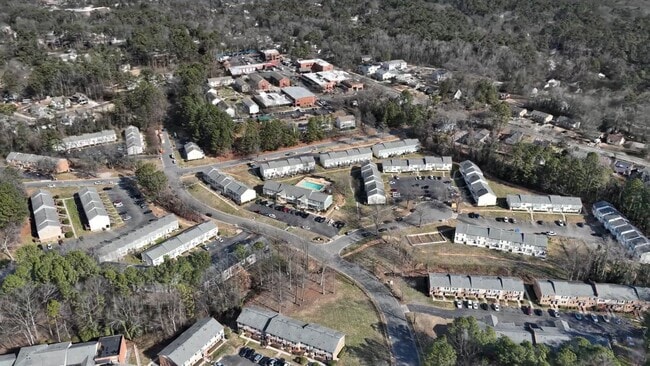  - Vetra Forest Hills - Lexington Street