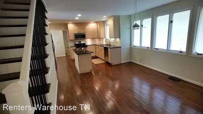 Building Photo - 4 br, 2.5 bath House - 1018 Gracelawn Drive