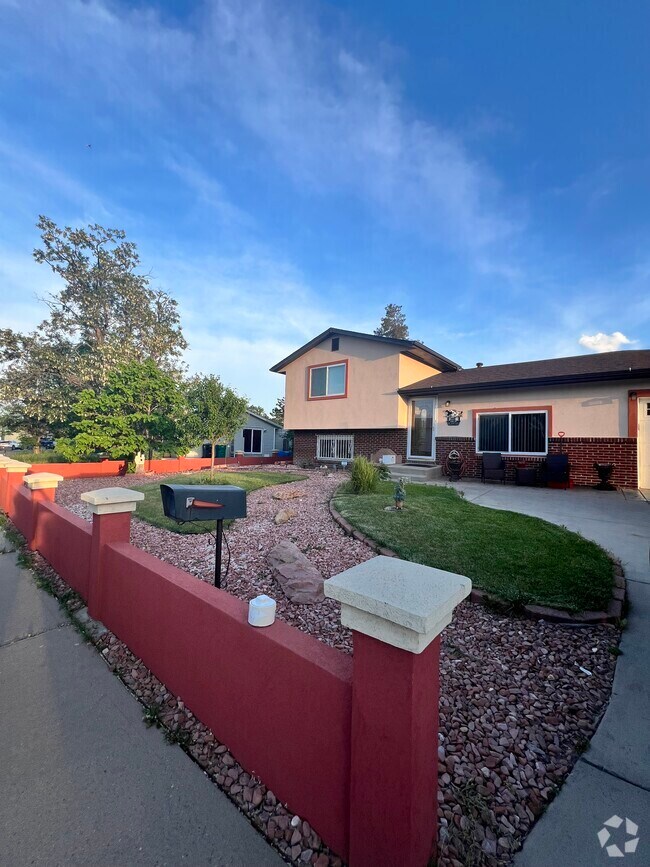 Northfield Apartments for Rent Denver, CO 4 Rentals