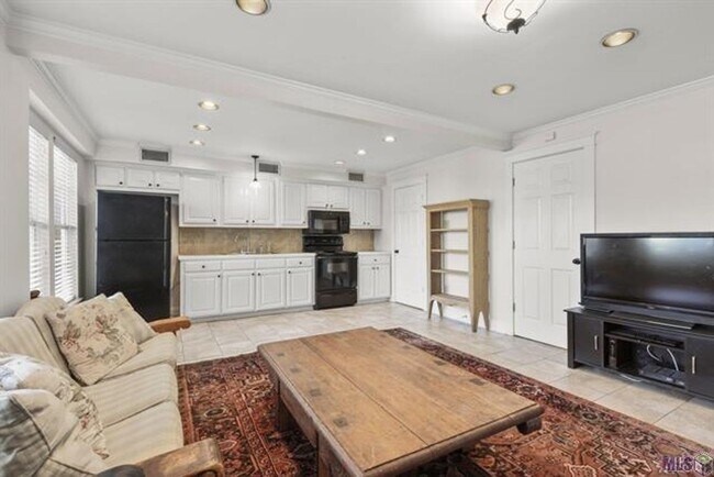 Building Photo - 2 Bedroom House in Capital Heights