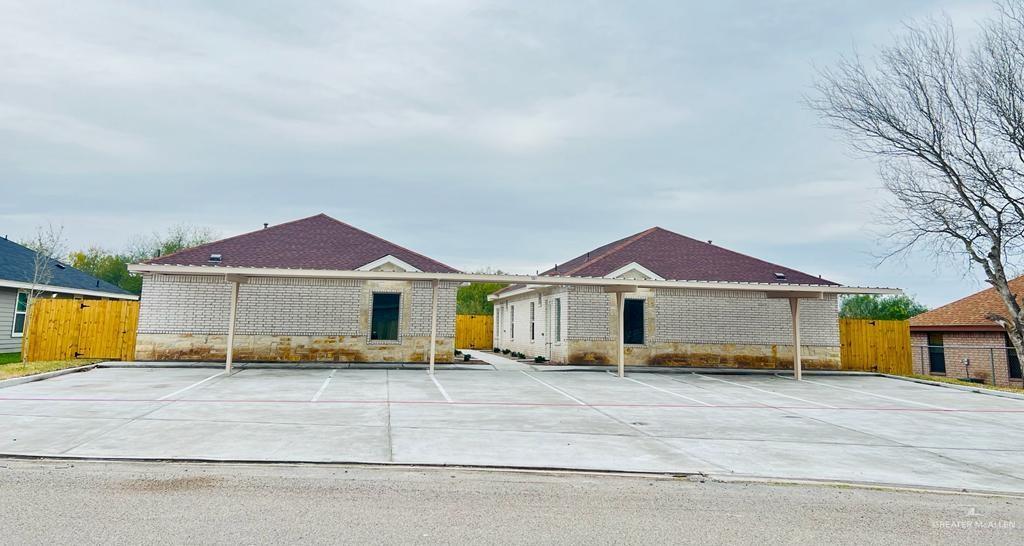 1217 W Garfield Ave Unit 2, Alton, TX 78573 Room for Rent in Alton