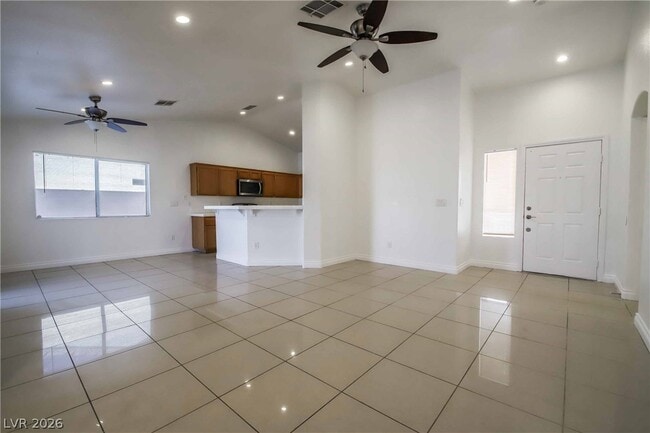 Building Photo - 5309 French Lavender St