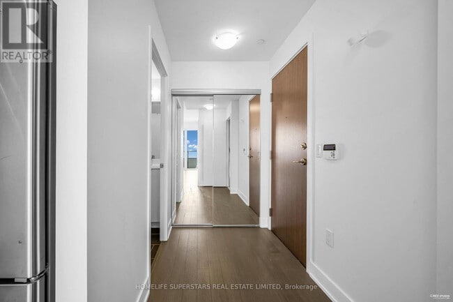 Building Photo - 30 Shore Breeze Dr