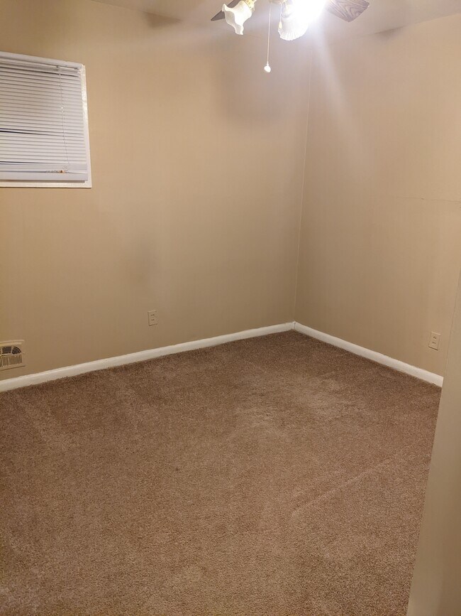 Foto del edificio - 1265 River Oaks Dr