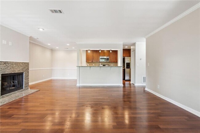 Building Photo - 1538 Chantilly Dr NE