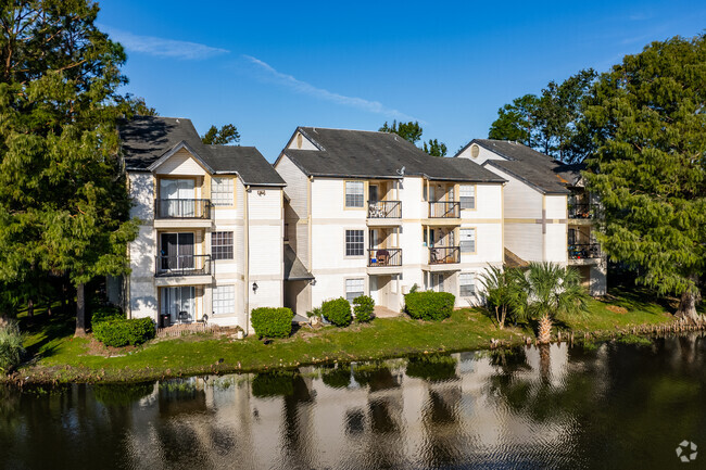 1900 Lake Atrios Cor Orlando, FL, 32839-5318 - The Plaza at Millenium