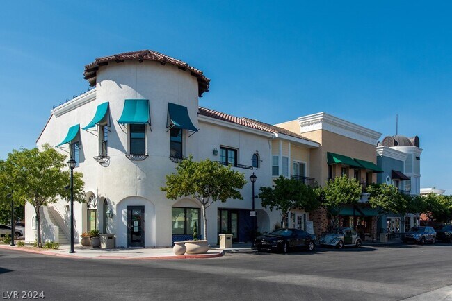Foto del edificio - 7575 Norman Rockwell Ln