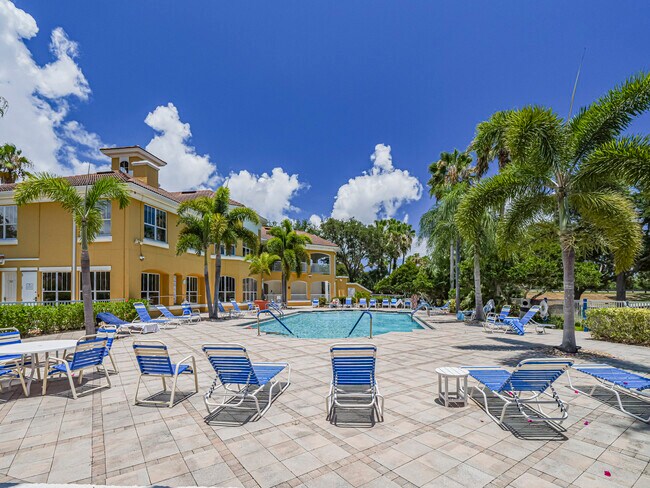 Foto del edificio - 5095 Fairways Cir