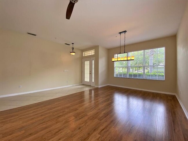 Building Photo - 9376 Ravens Willow Dr