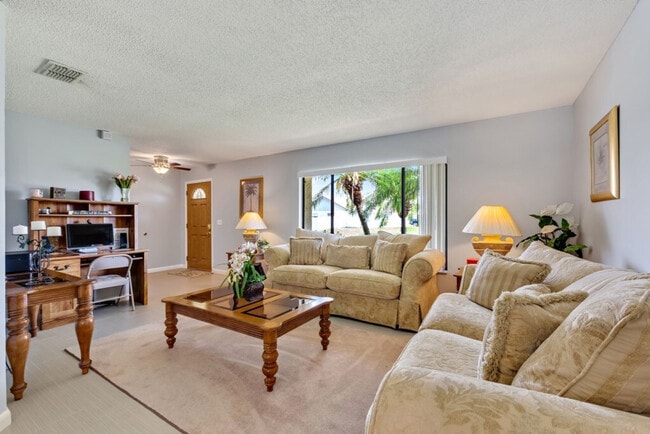 Foto del edificio - 7725 Indian Ridge Trail N