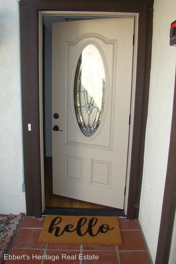 Foto principal - 4182 Oakwood Rd