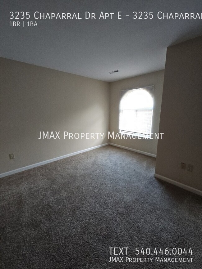 Building Photo - 3235 Chaparral Dr