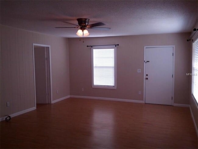 Building Photo - 519 Choctaw Ave