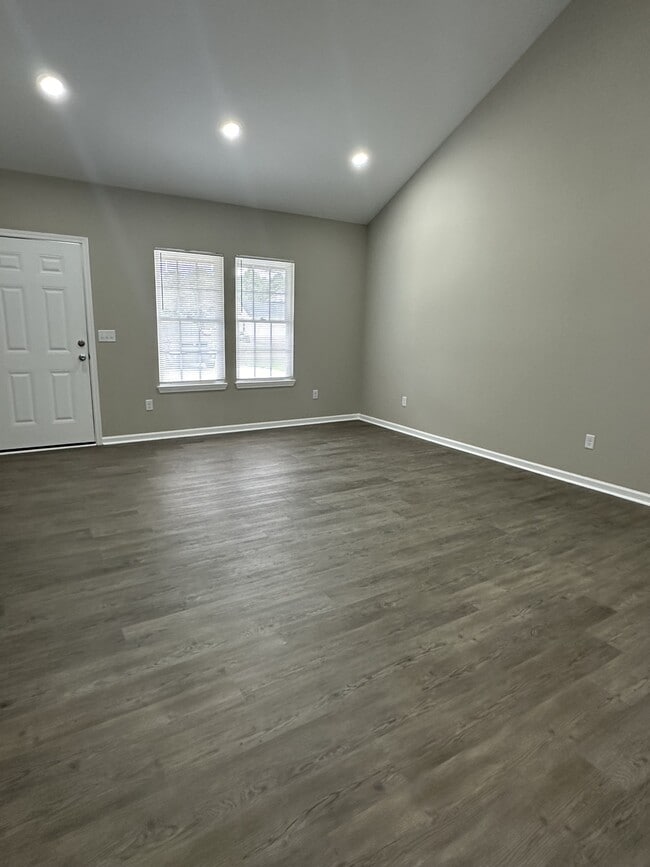 Foto del edificio - 609 40 th St E