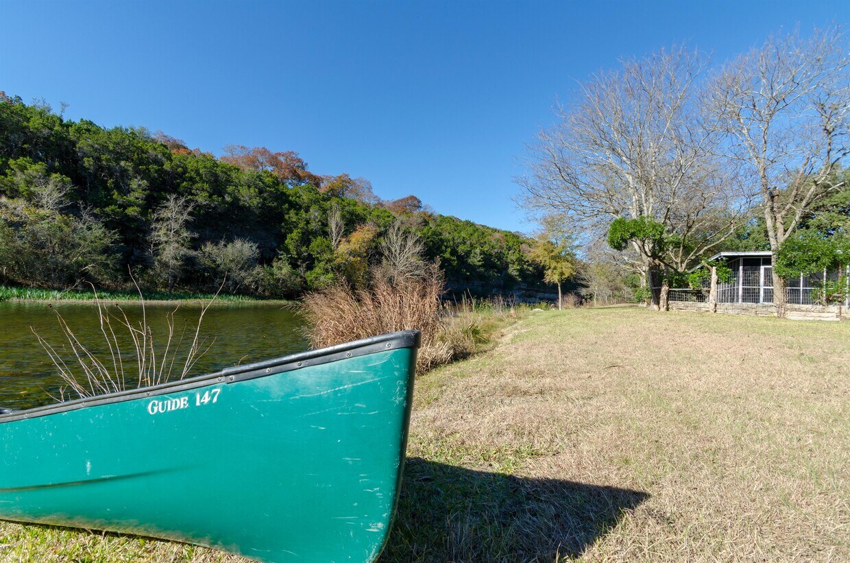 Primary Photo - 105 Rancho Grande Dr