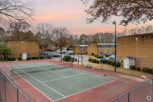 Building Photo - Avalon Townhomes