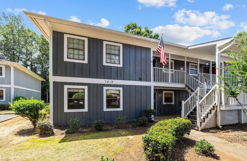 Foto principal - 7610 Woods Ln