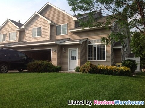 Foto principal - 2585 Yellowstone Dr