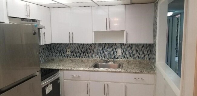 Building Photo - 3061 NW 47th Terrace