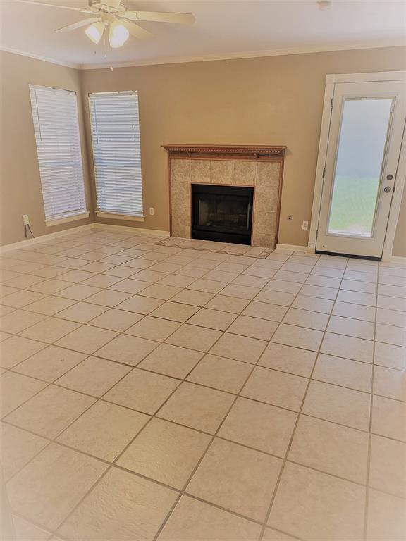 Foto del edificio - 67 Laughing Brook Ct