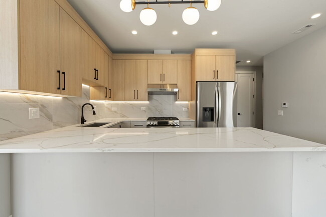 Foto del edificio - 2354 W Polk St