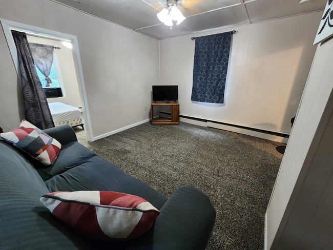 Building Photo - 505 S 10th St