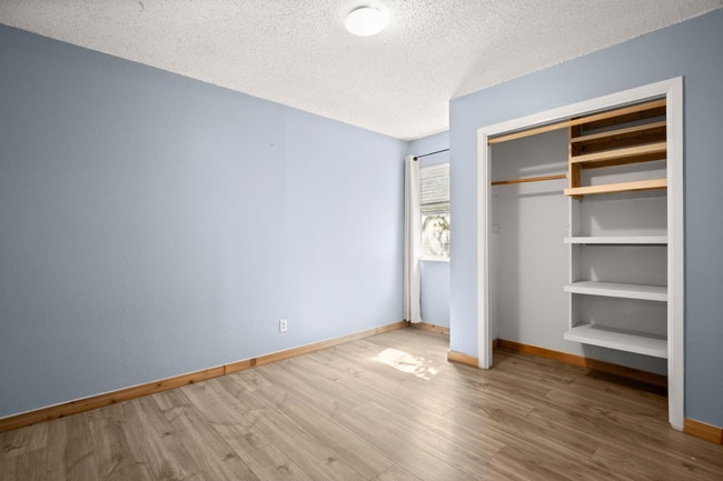 Foto del edificio - 5402 Brompton Cir