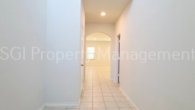 Building Photo - 1212 Bronze Ln